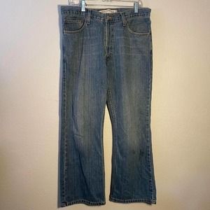 Baggy flared levis 567